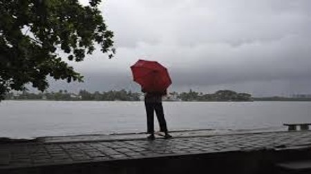 Read more about the article MONSOON RAINS FORECAST TO ARRIVE ON INDIA’S SOUTHERN COAST AROUND JUNE 1